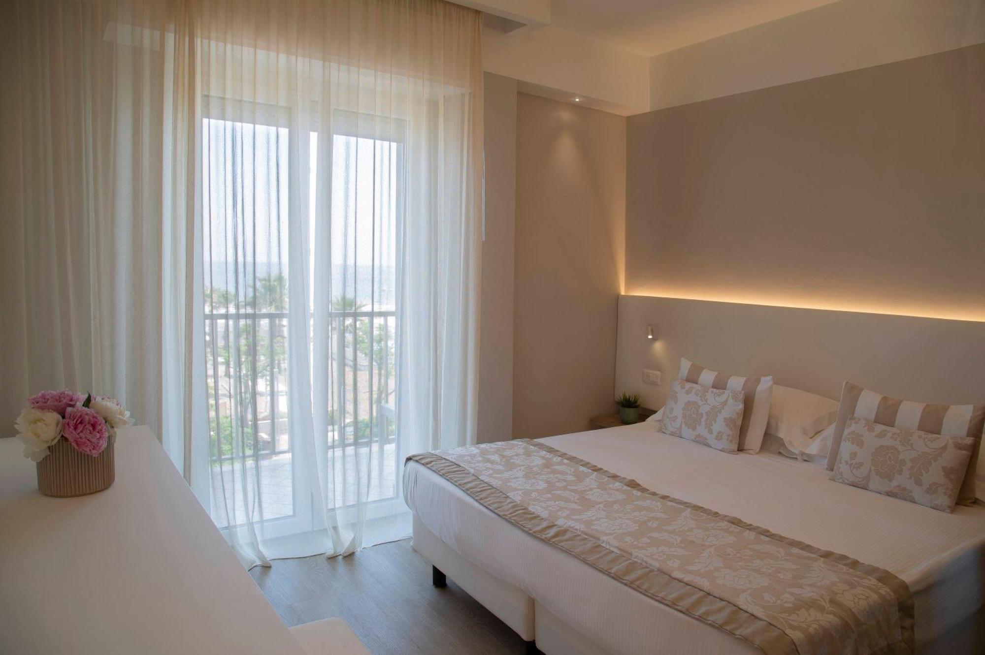 Hotel Mon Cheri Ричоне Стая снимка