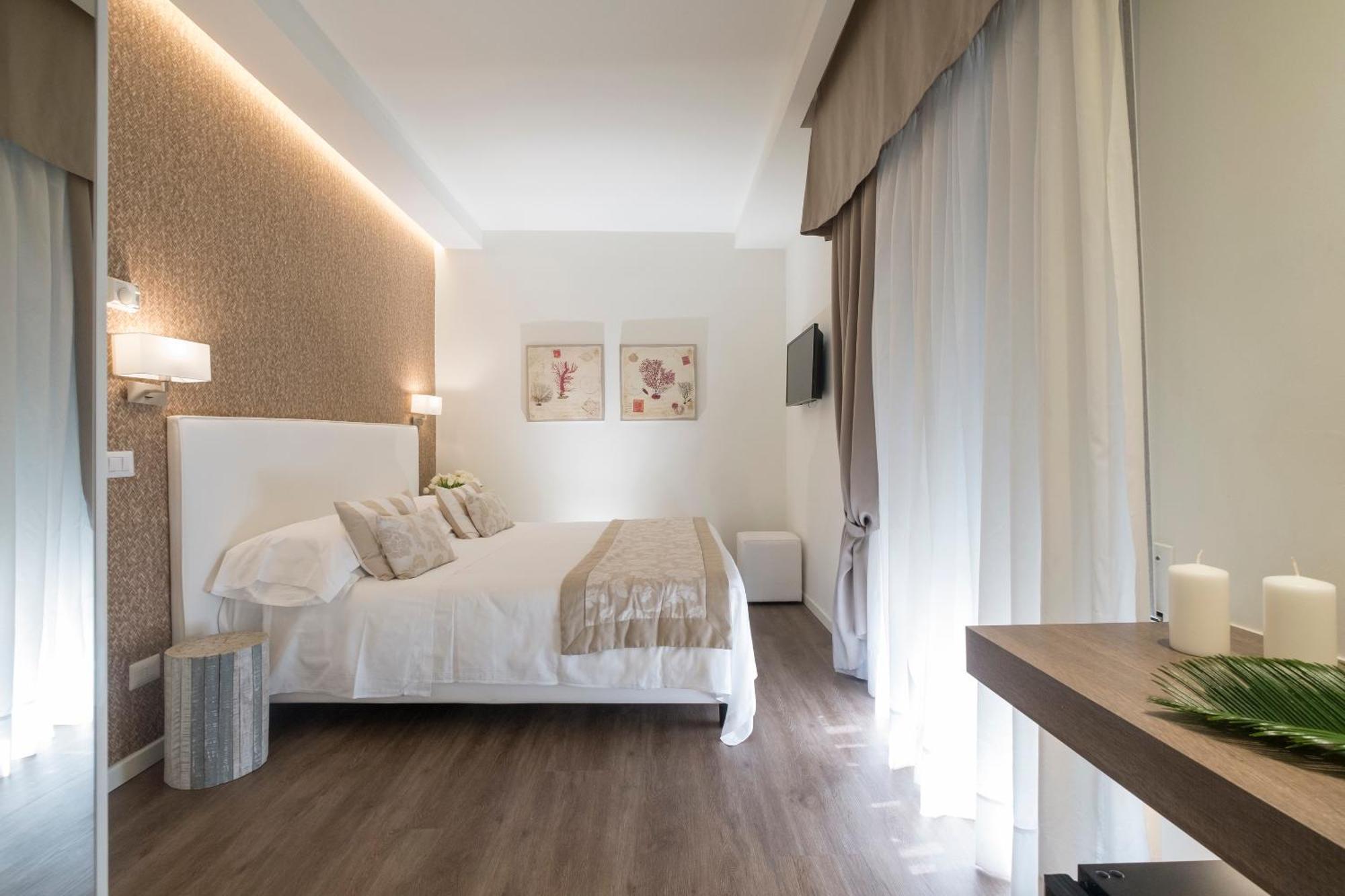 Hotel Mon Cheri Ричоне Екстериор снимка