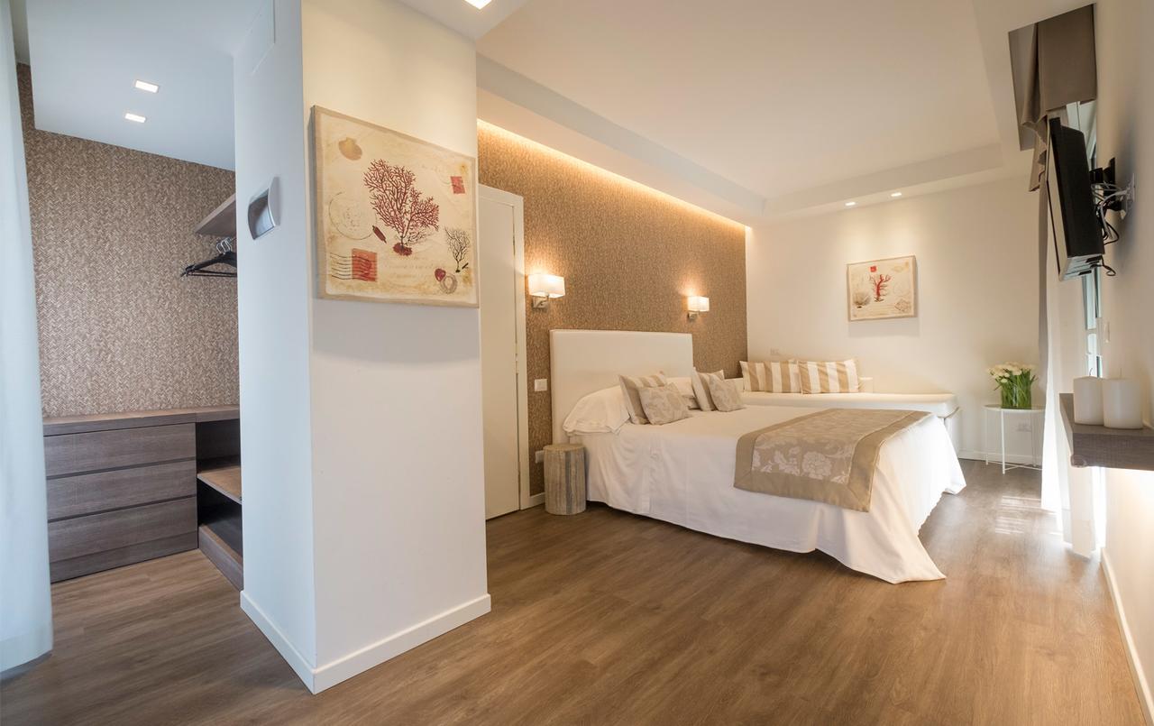 Hotel Mon Cheri Ричоне Екстериор снимка
